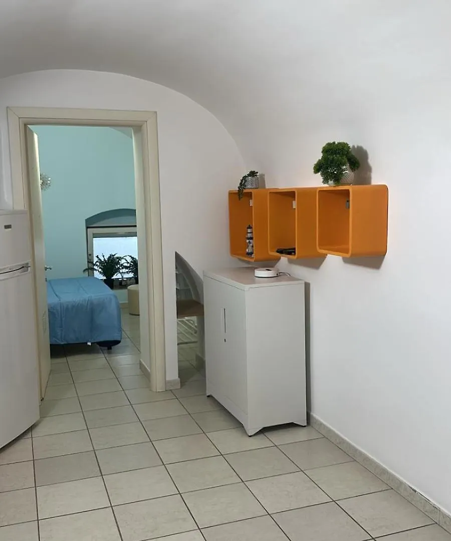 The Suite Bari 0*,  Italy